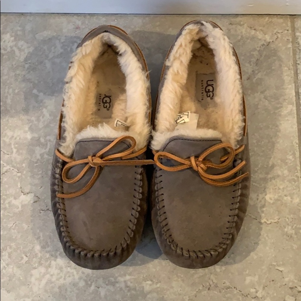 UGG Dakota Slippers